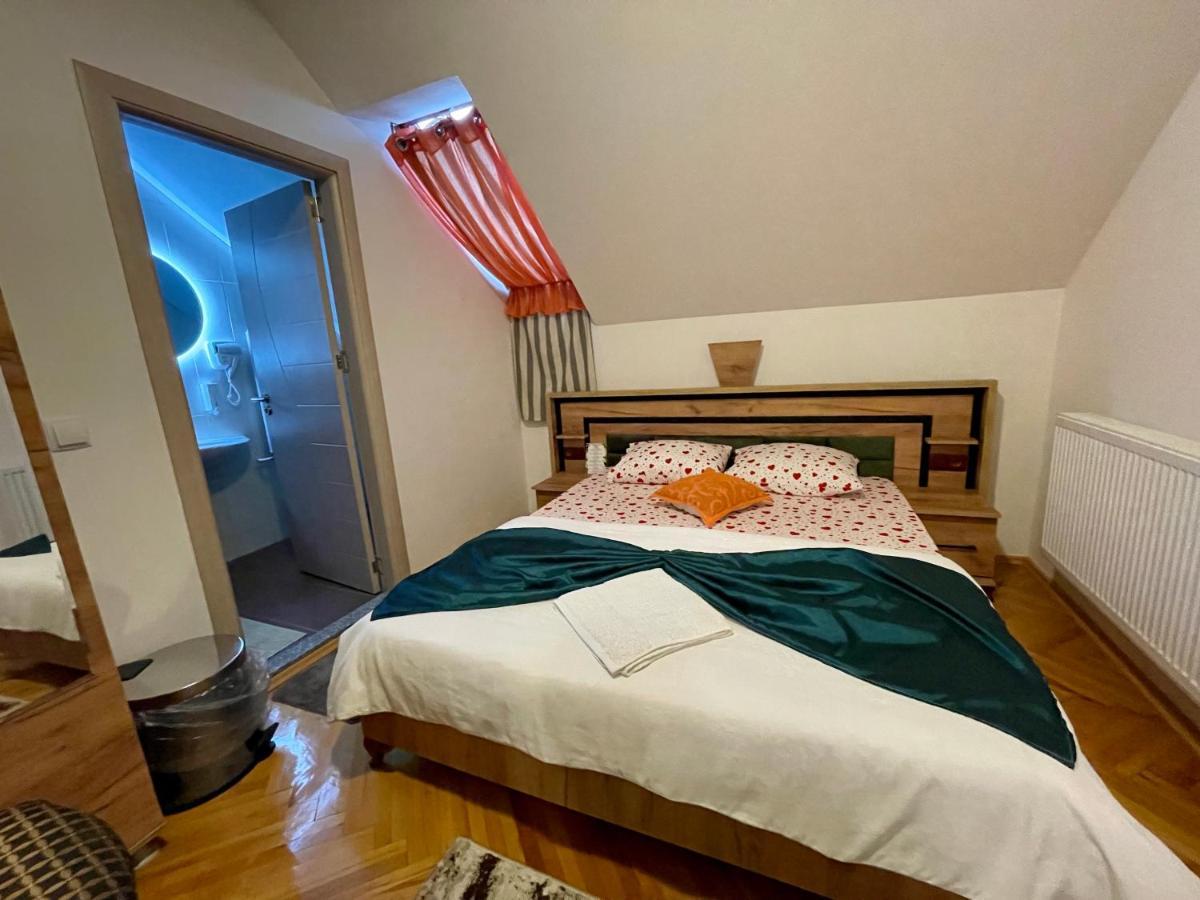 Madigan'S Hotel Kosovo Polje Екстериор снимка
