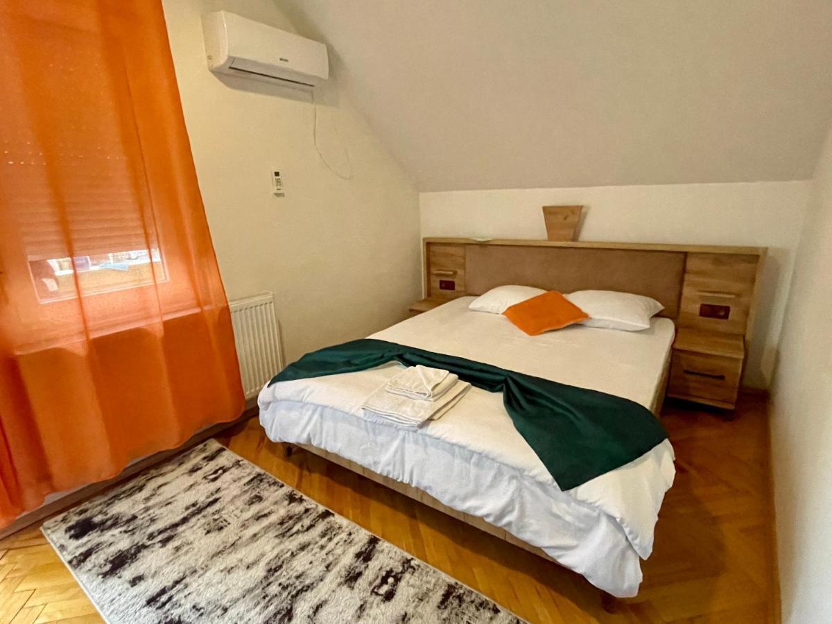 Madigan'S Hotel Kosovo Polje Екстериор снимка